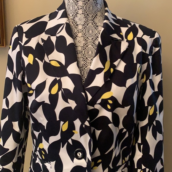 NWT Stylish black/ white and yellow accent NYP jacket - Picture 3 of 6